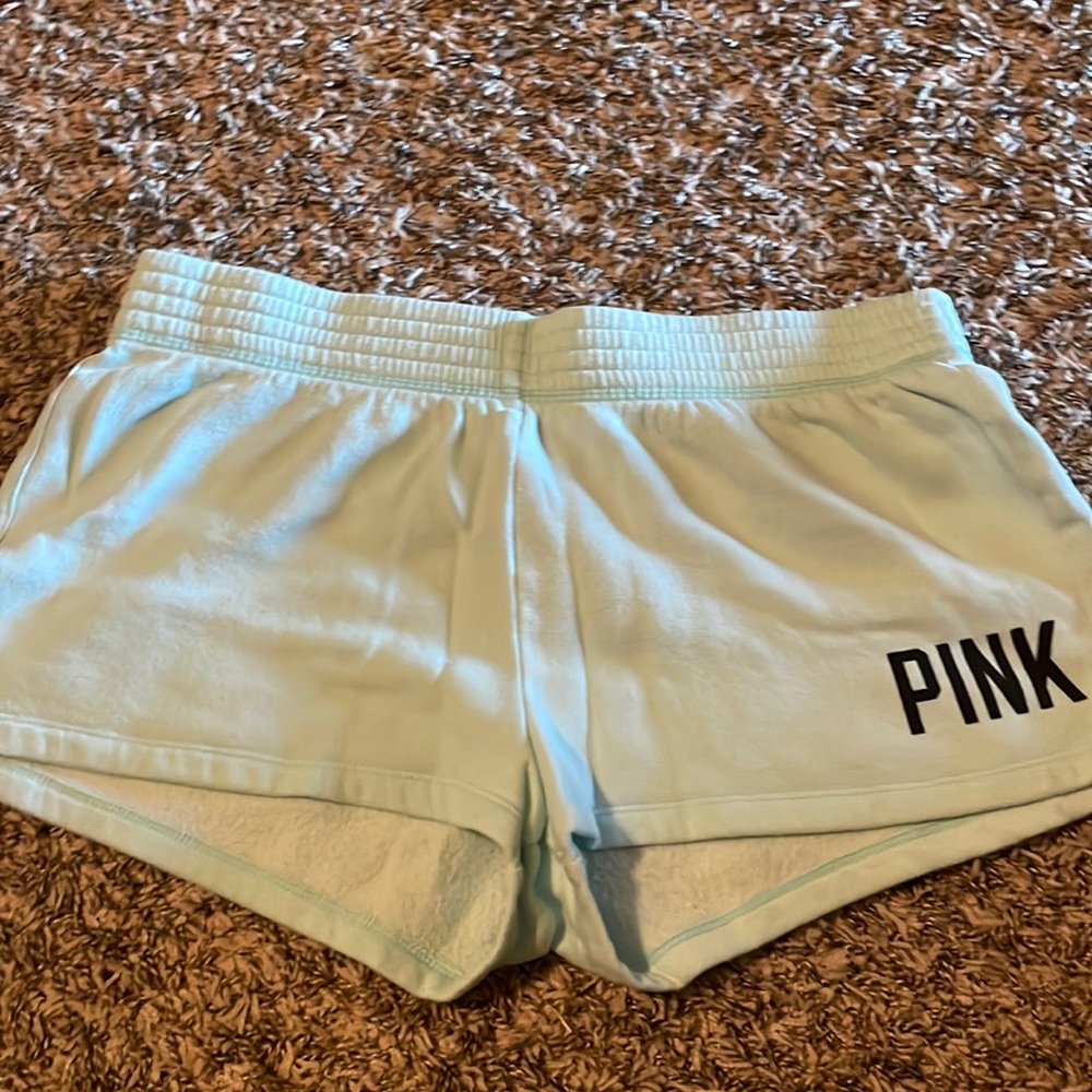 Victoria secret shorts size medium
